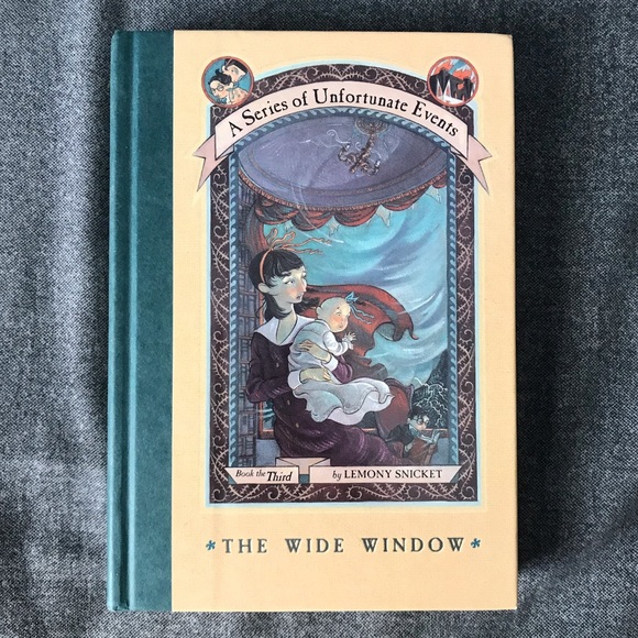 Bundle of 10 Lemony Snicket — A Series of Unfortunate Events Books - Picture 6 of 13